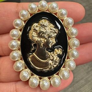 Vintage Gold and Black Cameo Brooch